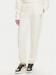 Guess Spodnie dresowe V5RB13 KC3D2 Écru Regular Fit. Spodnie dresowe damskie Guess, z aplikacjami, z bawełny. Za 269.99 zł.
