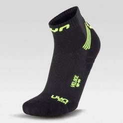 Skarpety do biegania MAN RUN VELOCE SOCKS r.45-47. Czarne skarpety męskie UYN, bez wzorów. Za 74.99 zł.