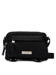 Calvin Klein Saszetka Sleek Utility Camera Bag LV04D3339G Czarny. Czarne saszetki i nerki męskie Calvin Klein, bez wzorów, ze skóry. Za 369.99 zł.