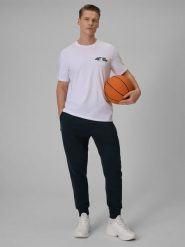 4F Spodnie dresowe joggery męskie - czarne L. Niebieskie spodnie materiałowe męskie 4F, bez wzorów, z dresówki. Za 149.99 zł.