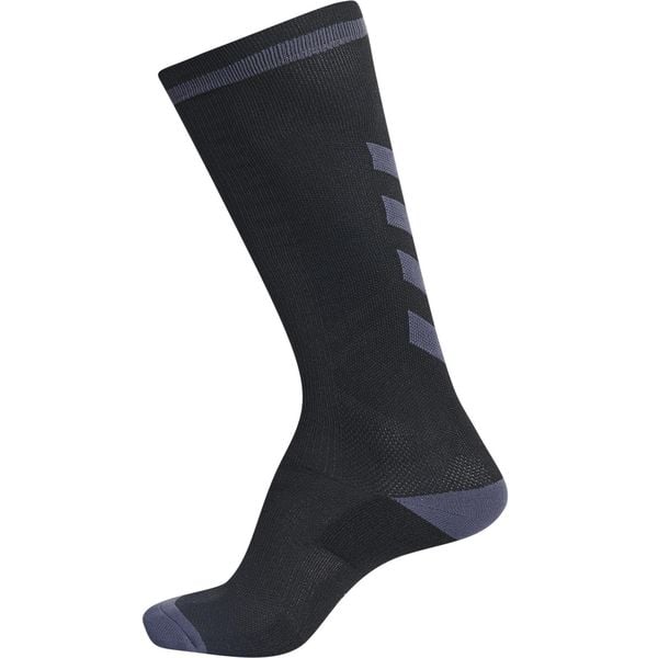 Skarpetki Hummel elite indoor high. Czarne skarpety męskie Hummel, bez wzorów. Za 97.00 zł.