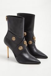 Botki damskie na szpilce BALMAIN. Botki damskie Balmain, bez wzorów, bez obcasa, na szpilce, bez zapięcia. W wyprzedaży za 4,926.75 zł.