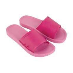 Klapki damskie obuwie plażowe Ipanema Classic Slide Fem. Czerwone klapki damskie Ipanema, bez wzorów, sportowe, bez obcasa, bez zapięcia. Za 89.00 zł.