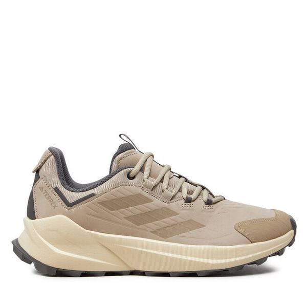 Trekkingi adidas. Brązowe buty zimowe męskie Adidas, bez zapięcia. Za 599.99 zł.