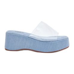 Inna Klapki Damskie Z Transparentnym Paskiem Na Koturnie Jeansowe niebieskie. Niebieskie klapki damskie na lato, bez wzorów, z jeansu, casualowe, bez obcasa, na koturnie, bez zapięcia. Za 146.62 zł.