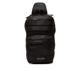 Plecak Guess. Czarne plecaki męskie Guess, z aplikacjami, sportowe. Za 349.99 zł.