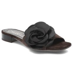 Klapki damskie Chebello, skórzane z eleganckim kwiatem na płaskim obcasie, brązowe, 4673-080. Brązowe klapki damskie CheBello, na lato, bez wzorów, eleganckie, bez obcasa, na obcasie, bez zapięcia. Za 309.00 zł.