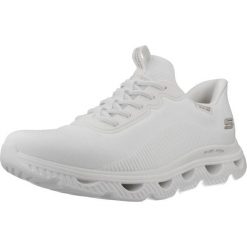 Buty SKECHERS SLIP-INS BOBS ARC WAVES Biały. Białe obuwie trekkingowe damskie Skechers, z syntetyku, bez zapięcia. Za 389.99 zł.