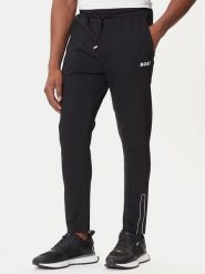 BOSS Spodnie dresowe Hicon 50542940 Czarny Regular Fit. Czarne spodnie sportowe męskie Boss, m, bez wzorów, z dresówki. Za 649.99 zł.