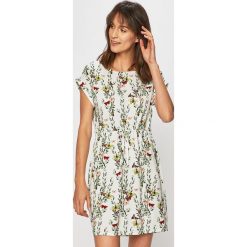 Vero Moda - Sukienka. Białe sukienki damskie Vero Moda, na co dzień, l, bez wzorów, z materiału, casualowe, bez kołnierzyka, bez ramiączek, mini, proste. W wyprzedaży za 69.90 zł.