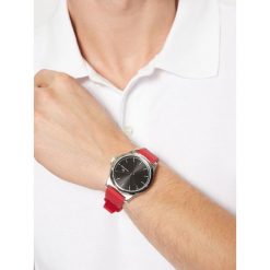 Zegarek Tommy Hilfiger. Czerwone zegarki męskie Tommy Hilfiger, bez wzorów. Za 399.99 zł.