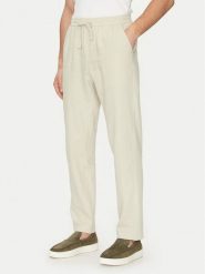 Guess Spodnie materiałowe F5GB02 WH4J0 Zielony Regular Fit. Zielone spodnie materiałowe męskie Guess, z aplikacjami, ze lnu. Za 239.99 zł.