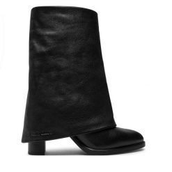 Kozaki See By Chloé. Czarne kozaki damskie See By Chloé, bez wzorów, bez obcasa, na słupku, bez zapięcia. Za 2,349.00 zł.