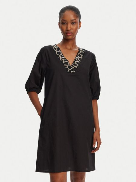 Selmark Sukienka letnia BN198 Czarny Relaxed Fit. Czarne sukienki damskie Selmark, na lato, s, bez wzorów, z bawełny, bez kołnierzyka, bez ramiączek. Za 259.99 zł.