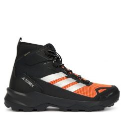 Trekkingi adidas. Brązowe botki męskie Adidas, bez wzorów, z gore-texu, sportowe, bez obcasa, bez zapięcia. Za 699.99 zł.