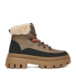 Trzewiki Beverly Hills Polo Club. Brązowe botki damskie Beverly Hills Polo Club, bez wzorów, bez obcasa, na płaskiej podeszwie, bez zapięcia. Za 209.99 zł.