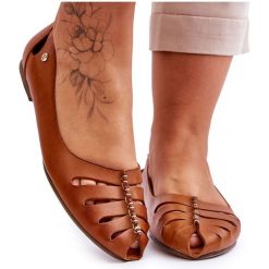 Lemar Wygodne Skórzane Baleriny Damskie Brązowe Luka. Brązowe balerinki damskie bez wzorów, ze skóry, eleganckie, bez obcasa, na obcasie, bez zapięcia. Za 373.96 zł.