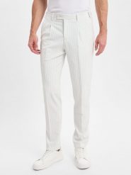 Finshley & Harding London spodnie garniturowe - Hudson Mężczyźni Comfort Fit wiskoza biały|niebieski, 50. Białe garnitury męskie Finshley & Harding London, m, bez wzorów, z syntetyku, eleganckie. Za 349.95 zł.