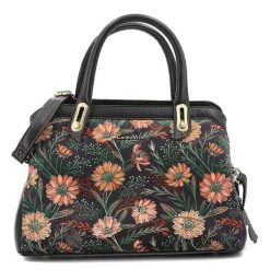 Czarny Kuferek Laura Vita Elegancka Torebka Damska. Czarne torebki wizytowe damskie Laura Vita, bez wzorów, na ramię, bez dodatków. Za 271.99 zł.