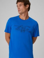4F T-shirt regular z nadrukiem męski - niebieski L. Niebieskie t-shirty męskie 4F, l, bez wzorów, z bawełny, bez kołnierzyka, bez ramiączek. Za 69.99 zł.