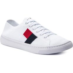 Tenisówki TOMMY HILFIGER - Knitted Flag Lightweight Sneaker FW0FW04150 White 100. Białe trampki i tenisówki damskie Tommy Hilfiger, bez wzorów, z gumy, bez zapięcia. Za 359.00 zł.