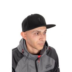 Czapka typu snapback Fox Rage Shield Flat Peak. Czarne czapki damskie FOX RAGE, bez wzorów, z gumy, eleganckie. Za 148.50 zł.