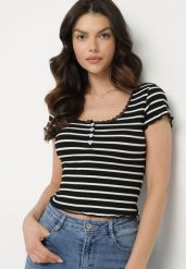Czarny Bawełniany T-shirt w Paski z Koronką i Guzikami Panirea. Czarne t-shirty damskie Born2be, m, bez wzorów, z bawełny, eleganckie, bez kołnierzyka, bez ramiączek. Za 54.99 zł.