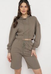 Zielony Komplet Dresowy z Bluzą z Krótkimi Rękawami i Szortami Helgia. Zielone bluzy damskie Born2be, m, bez wzorów, z dresówki, bez ramiączek, z kapturem. Za 139.99 zł.