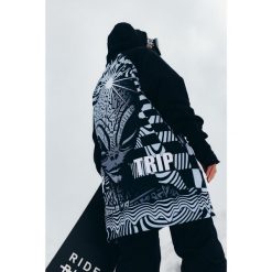 Bluza outdoorowa z kapturem męska DEEP TRIP Alien softshell. Czarne bluzy męskie DEEP TRIP, na zimę, m, bez wzorów, z softshellu, z kapturem, snowboardowy. Za 499.00 zł.