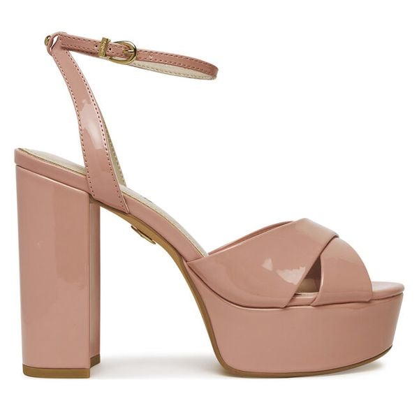 Sandały Buffalo. Czerwone sandały damskie Buffalo, bez wzorów, bez obcasa, na słupku, bez zapięcia. Za 439.99 zł.