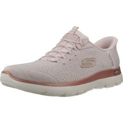 Buty SKECHERS SLIP - INS ARCH FIT SUMMITS SOFT Rose. Czerwone obuwie trekkingowe damskie Skechers, z tkaniny, bez zapięcia. Za 388.99 zł.
