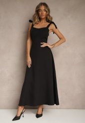 Czarna Sukienka z Wiskozą o Rozkloszowanym Kroju z Wiązaniem Nilafeia. Czarne sukienki damskie Renee, na co dzień, l, bez wzorów, z wiskozy, eleganckie, bez kołnierzyka, bez ramiączek, maxi, kopertowe. Za 89.99 zł.