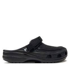 Klapki Crocs. Czarne klapki męskie Crocs, bez wzorów, bez zapięcia. Za 259.99 zł.