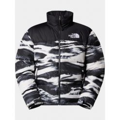 Kurtka Puchowa Męska The North Face M 1996 Retro Nuptse Print. Białe kurtki męskie The North Face, m, bez wzorów, z puchu, retro, bez kaptura. W wyprzedaży za 1,274.15 zł.