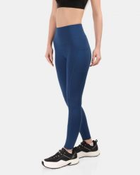 Damskie legginsy sportowe Kilpi JAMILY-W. Niebieskie legginsy damskie Kilpi, bez wzorów, z materiału. Za 215.49 zł.