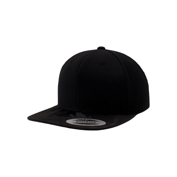 Czapka Flexfit visor. Czarne czapki damskie FLEXFIT, bez wzorów, z materiału, eleganckie. Za 105.90 zł.