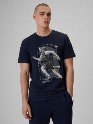 4F T-shirt regular z nadrukiem męski - niebieski XL. Niebieskie t-shirty męskie 4F, m, bez wzorów, z bawełny, bez kołnierzyka, bez ramiączek. Za 79.99 zł.