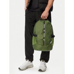 Plecak Reebok. Zielone plecaki męskie Reebok, bez wzorów, sportowe. Za 149.99 zł.