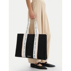 Torebka Nine West. Czarne shopperki damskie Nine West, bez wzorów, bez dodatków. Za 279.99 zł.