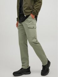 Jack & Jones Spodnie materiałowe Ollie 12224001 Zielony Regular Fit. Zielone spodnie materiałowe męskie Jack & Jones, bez wzorów, z bawełny. Za 179.99 zł.