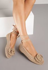 Brązowe Balerinki Vices z Plecionki Zdobione Wiązaniem i Aplikacją Erezelia. Brązowe balerinki damskie Renee, na lato, z aplikacjami, eleganckie, bez obcasa, bez zapięcia. Za 79.99 zł.