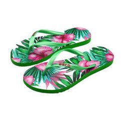 Klapki Beco damskie zielone z motywem kwiatowym. Brązowe klapki damskie 47 Brand, bez wzorów, bez obcasa, bez zapięcia. Za 207.99 zł.