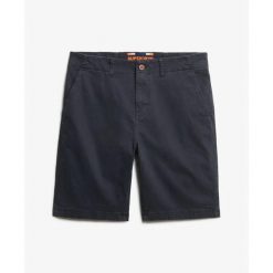 Krótkie chino międzynarodowe Superdry. Niebieskie szorty męskie Superdry, bez wzorów, eleganckie. Za 284.00 zł.