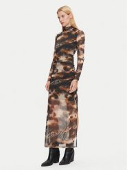 Gestuz Sukienka codzienna Behka 10909458 Brązowy Slim Fit. Brązowe sukienki damskie Gestuz, na co dzień, xs, bez wzorów, z syntetyku, bez kołnierzyka, bez ramiączek, proste. Za 499.99 zł.