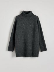 Sweter z golfem - ciemnoszary. Szare swetry nierozpinane damskie Reserved, l, bez wzorów, z dzianiny, bez kołnierzyka, bez ramiączek. W wyprzedaży za 69.99 zł.