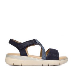 Sandały Go Soft. Niebieskie sandały damskie GO SOFT, bez wzorów, bez obcasa, na płaskiej podeszwie, bez zapięcia. Za 169.99 zł.