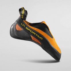 Buty trekkingowe męskie wspinaczkowe Cobra 39. Brązowe trekkingi męskie La Sportiva, z gumy, bez zapięcia. Za 414.49 zł.