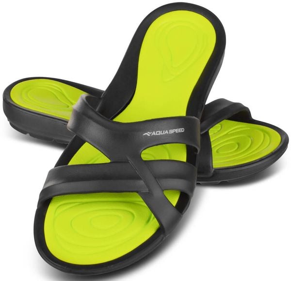 Klapki basenowe damskie PANAMA. Zielone klapki damskie Aqua-Speed, bez wzorów, z materiału, bez obcasa, bez zapięcia. Za 63.90 zł.