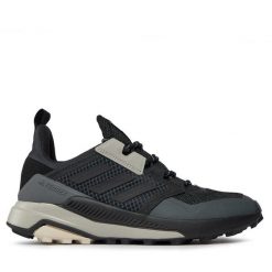 Trekkingi adidas. Czarne trekkingi męskie Adidas, bez zapięcia. Za 279.99 zł.