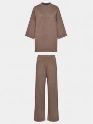 Selmark Piżama Tricot P7776 Beżowy Regular Fit. Brązowe piżamy damskie Selmark, bez wzorów, z wiskozy, bez ramiączek. Za 309.99 zł.